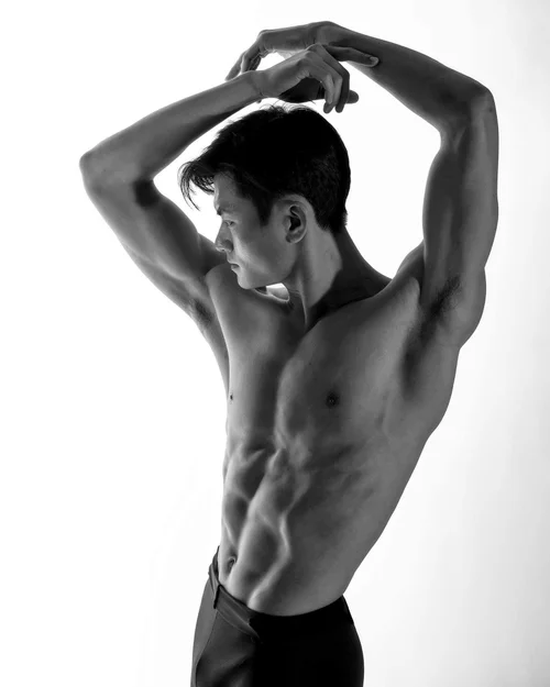 Chun Wai Chan — studio portrait II